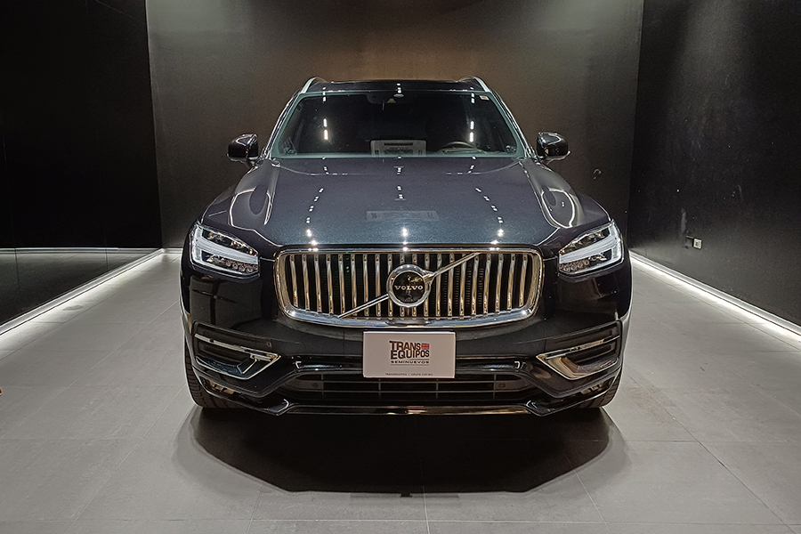 Volvo XC90 B6