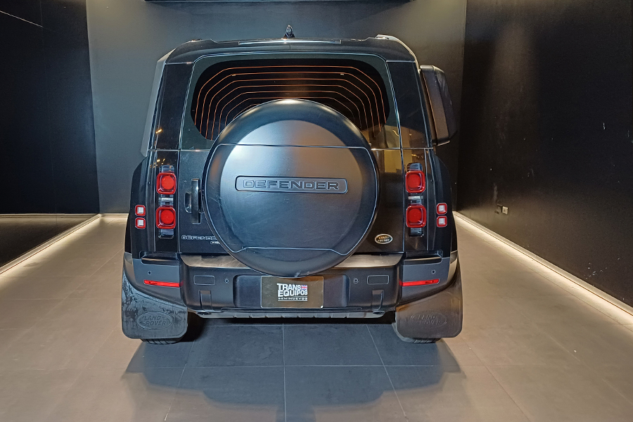 Defender 110 P400 HSE