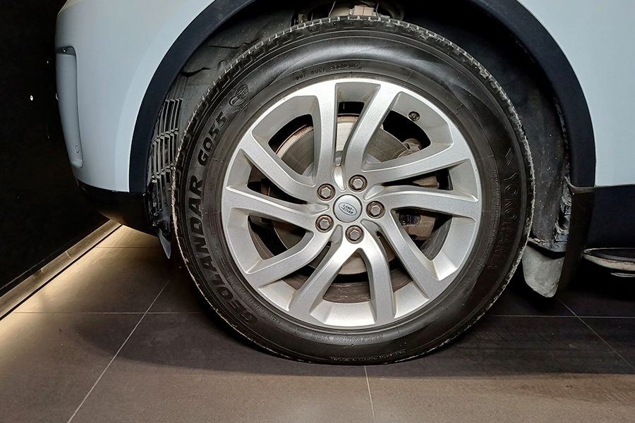 Discovery TD6 HSE