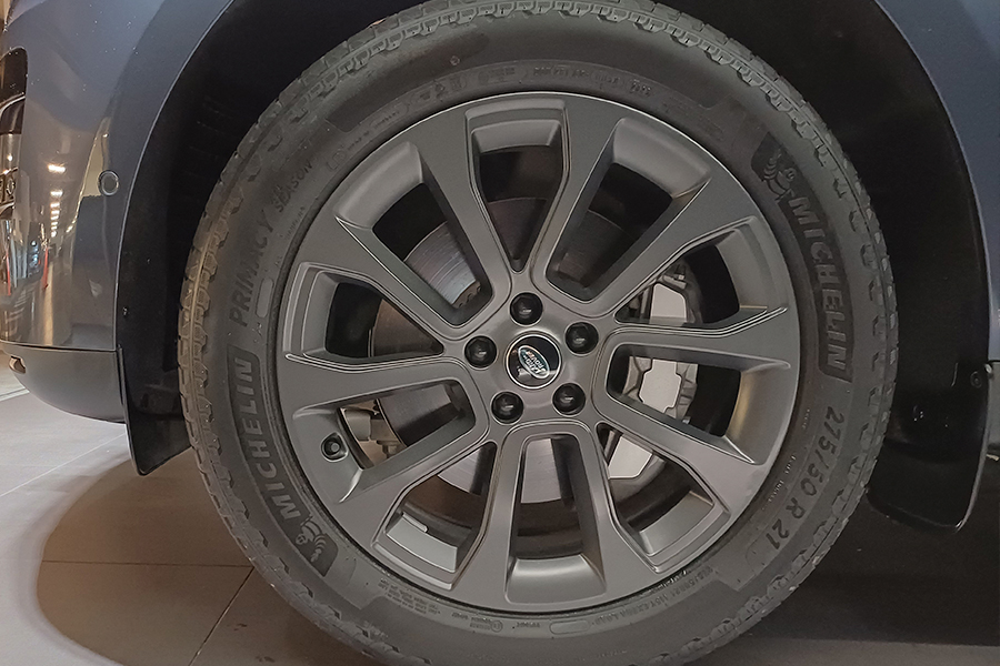 Range Rover Sport D300 SE 