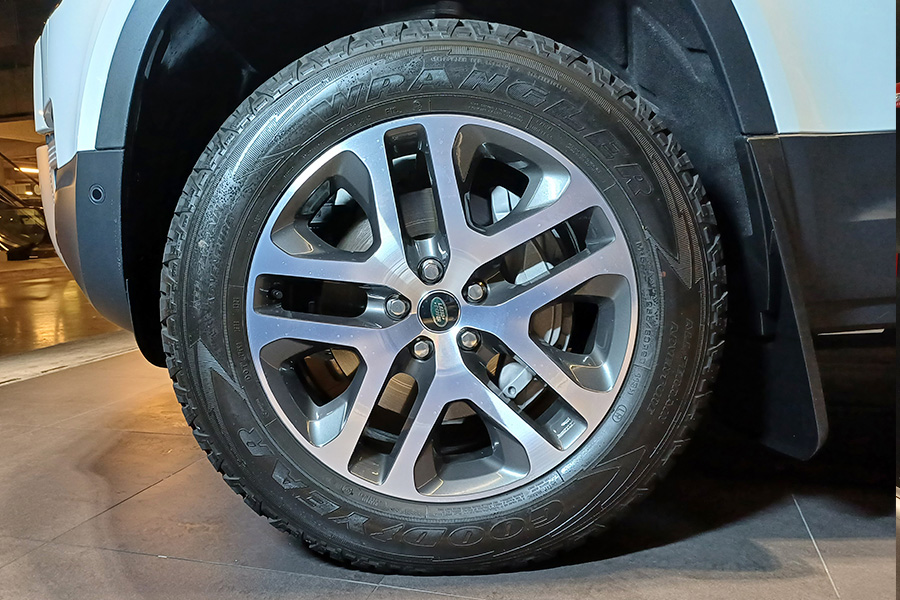 DEFENDER 110 P400 SPECIAL EDITION