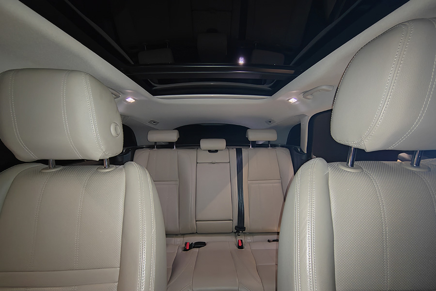 Range Rover Velar P380 SE 