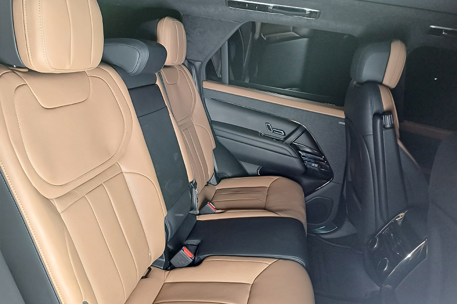 Range Rover Sport P400 Autobiography