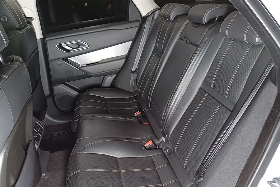Range Rover Velar P250 R-Dynamic 