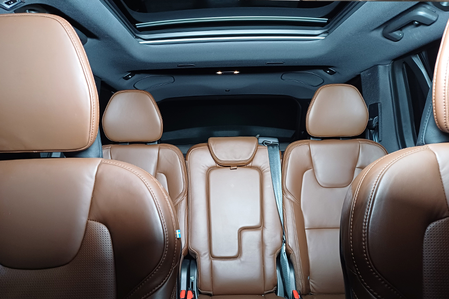 Volvo XC90 B6