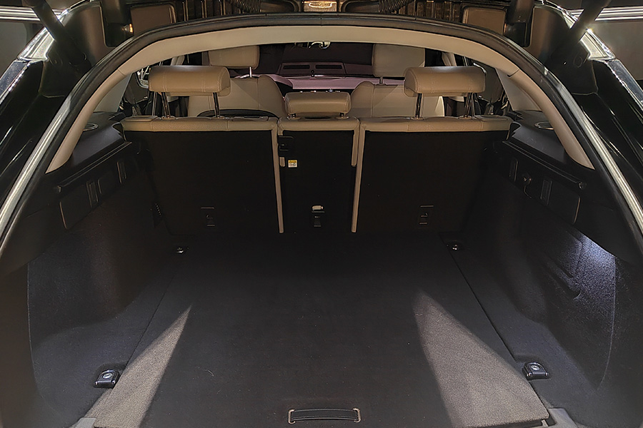 Range Rover Velar P380 SE 
