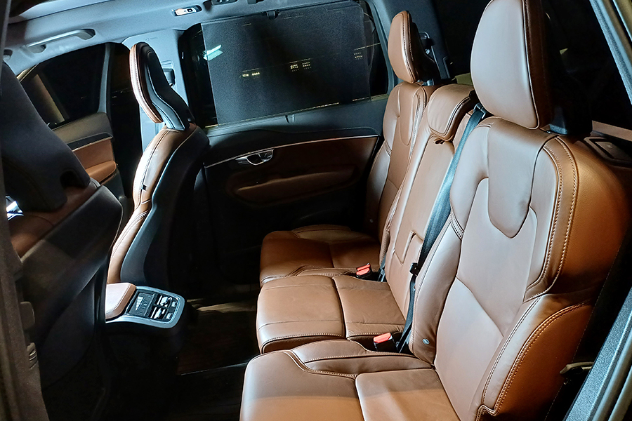 Volvo XC90 B6