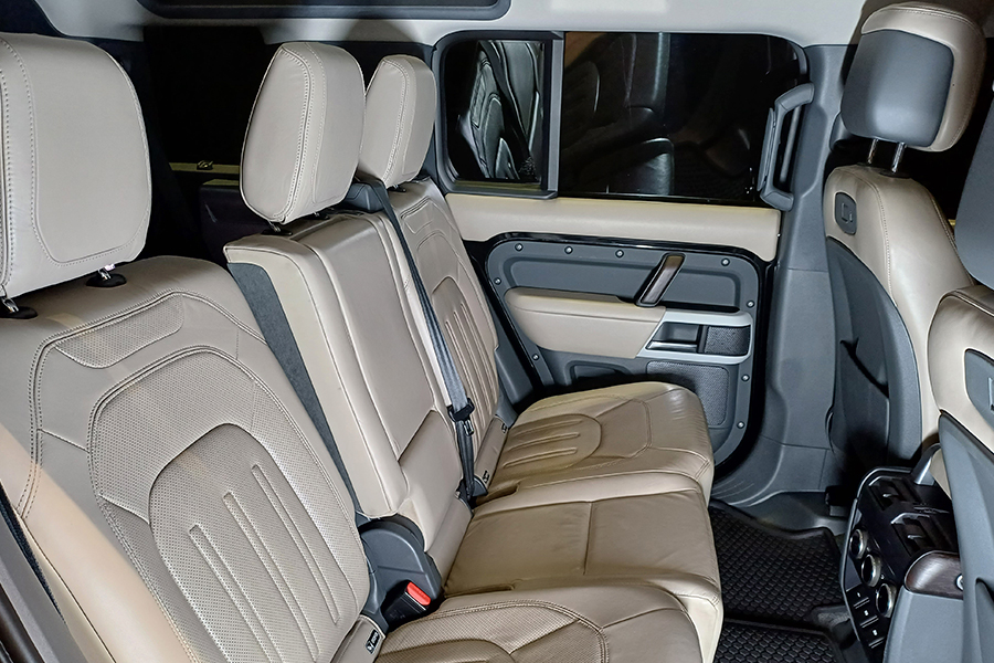 Defender 110 P400 HSE